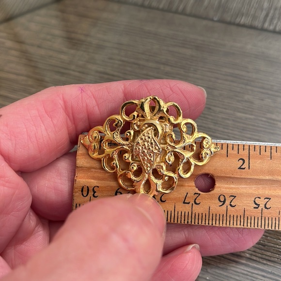 Vintage Designer Signed BLUETTE MADE IN FRANCE Filigree Shoe Clips, Gold-tone - Picture 9 of 14